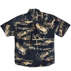 Bluff Creek Mens Large Navy Bass Fishing Print Shirt Outdoorsy Gorpcore‎ Cabin